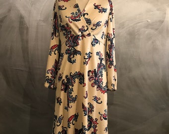 1970s paisley mini dress/paisley dress/shift dress/-M