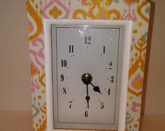 Small Clock/ That 70's clock