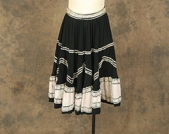 vintage 50s Circle Skirt - Black White and Silver Patio Skirt 1950s Country Western Skirt Sz S