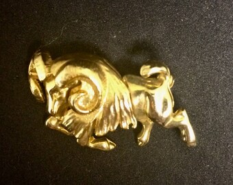 Brooch Aries sign zodiac. Goldton.