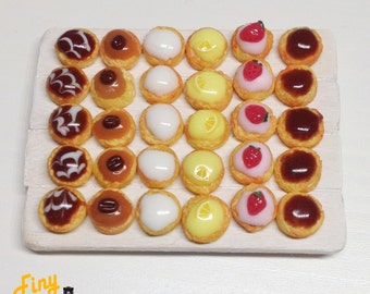 miniature sweet