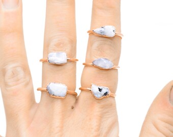 Raw MOONSTONE Ring // Rainbow Moonstone Ring / Gold Moonstone Ring/ Silver Moonstone ring / copper Moonstone ring / Rainbow Moonstone