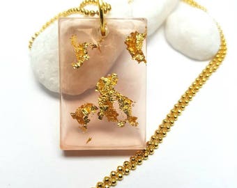 Resin jewelry, resin jewelry, resin necklace with gold leaf, necklace with resin pendant and Goldblatt, necklace with brown resin pendant