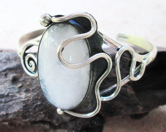 Unique handmade Silver Bangle with Rainbow Moonstone - Beautiful Silver Moonstone Bangle - Original Moonstone Cuff