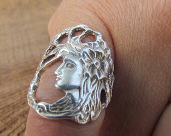 Vintage Sterling Silver Art Nouveau Ring, Goddess Ring, Ring Size 5