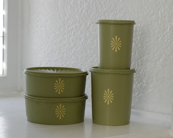 Set of 4 avocado green Tupperware