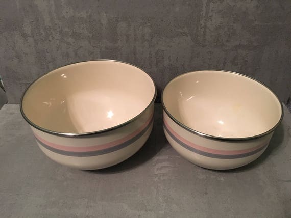 Vintage Metal Bowls Vintage Striped Bowls Vintage pink and Vintage Metal Bowls Vintage Striped Bowls Vintage pink and