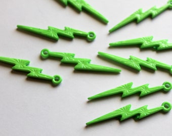 x 2 acrylic beads - lightning - green - 45 mm - Rock-