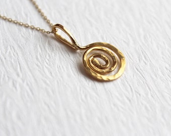 22k solid gold hammered textured vortex charm 10mm