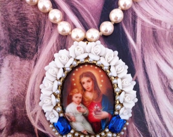 Baroque necklace "Sainte Marie à l'enfant"