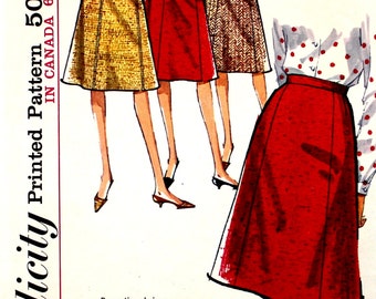 UNCUT Gored Skirt Pattern Waist 28 Simplicity 5624
