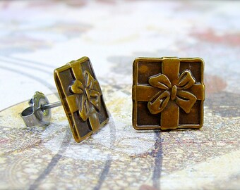 Gifted - antique brass post earrings