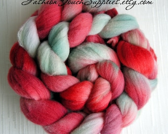 SALE 4 oz Rambouillet Wool Roving, Combed top, Hand Painted Roving for Spinning or Felting, Rambo, Cranberries and Sage