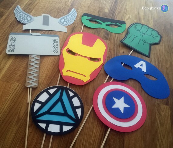 Photo Props: The Marvel Avengers Super Hero Set 8 Pieces