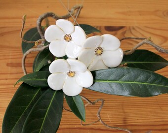 Ceramic flowers, blossom, flower plug, white