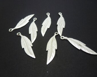 12 34 * 9mm light Silver (USBA21) feather charms