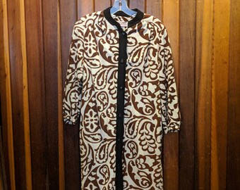 1950s // FORMAL PAISLEY To BED // Vintage Evelyn Pearson Lounging Button Down Dress