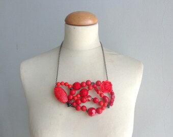 Red statement necklace, black red necklace, wire necklace, red flower necklace