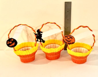 Vintage Halloween Party Favor, Crepe Paper Baskets, Orange and Black, Candy Container, Die cut Jack o Lantern, Witch, Set of 3, 1950s, USA