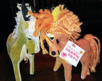 1961 Vintage Dream Pets Horses