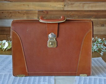 Vintage brown school bag - Leather bag - Doctor style bag - Attache case - Briefcase - Men's bag