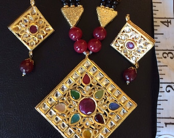 semi precious gemstones jadau necklace set with earrings