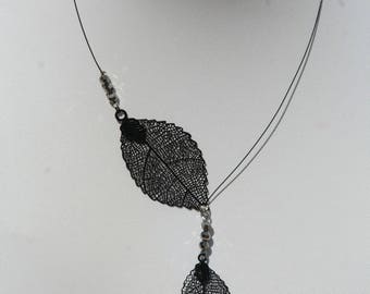 Black necklace with leaves
