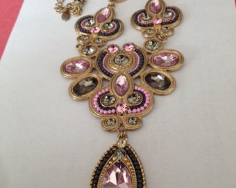Pink and gray statement necklace
