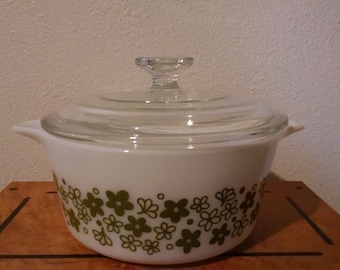 Pyrex Crazy Daisy Ovenware