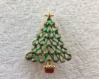 Vintage enamel green Christmas Tree Brooch