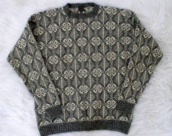 Vintage 1970's Brooks Brothers Ski Sweater / 70's Gray & White Wool Nordic Knit Winter Sweater