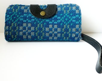 60s Blue Rainbow Tapestry Cross Stitch Rectangle Carpet Bag Wristlet Clutch Wallet