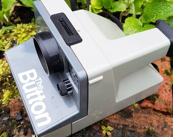 Polaroid The Button Land Camera - Instant SX-70 Film Made In UK Vintage Retro