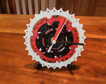 Upcycled bike cassette clock