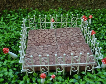 Four-Sided Wrought Iron Fence