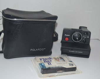 Vintage 1970's Polaroid Pronto Instant Camera - NM w/Case