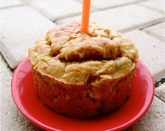 Peanut Butter and Apple Pupcakes