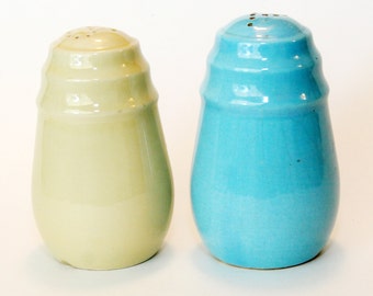 Universal Pottery Salt & Pepper Shakers, Beige and Turquoise, Vintage, 4.25"