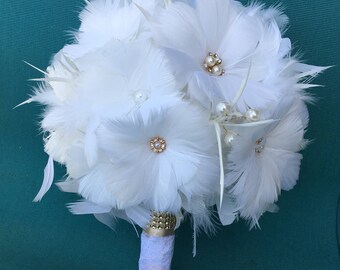 Bridal Bouquet, Feather Wedding Bouquet, White/Ivory Bouquet, Vintage Wedding, Brooch Bouquet, Gatsby Wedding, Alternative Wedding Bouquet,