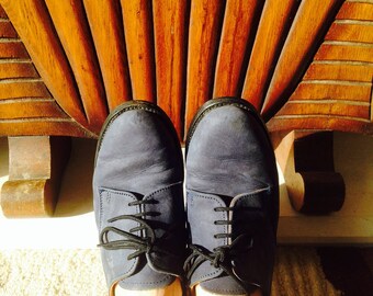 Hobbs vintage brogue for women/size UK 3.5/suede upper lace-up fastening/100% real leather/Made in England/Classic style/Blue suede shoes