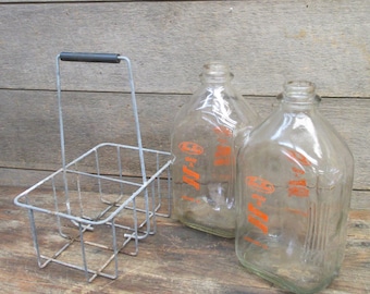 Wire Carrier 2 Glass Cream Milk Bottles Milking Dairy Farm Fresh Chester Ill h, Vintage Dairy Farm, Vintage Milk Bottles, Glass Milk Bottles
