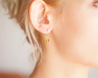 Tiny Peridot Earrings, Gift, Modern Peridot Earrings, Minimalist Green Earrings, August Birthstone Earrings, Peridot Birthstone Earrings