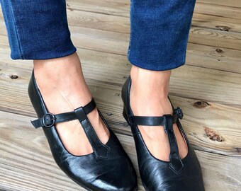 Vintage Black Leather Mary Janes, size 6 1/2, EU 6.5