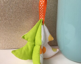 Mini Christmas tree to hang - series decorating tree