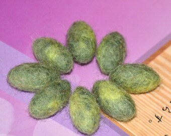 8pcs Felted Wool Pebbles (Green & Light Green)