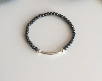 Hematite beaded bracelet. Beaded stretch bracelet. Gemstone beaded bracelet. Hematite bracelet. Silver abd hematite bracelet. Hematite