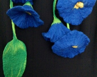 Necklace Felted, Merino Wool,Flowers