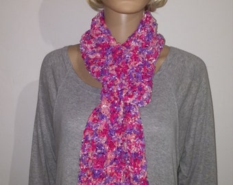 Knitted narrow scarf in Pink Pink violet