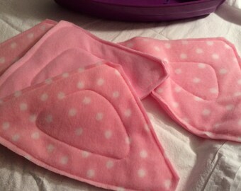 Pee Pads Corner Litter Liner Pads Set of 4 for Ferrets Rabbits Guinea Pigs Pink Dots