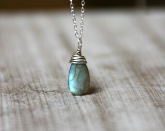 Labradorite, labradorite necklace, labradorite silver pendant, labradorite silver necklace, labradorite jewelry, gift for her,birthstone